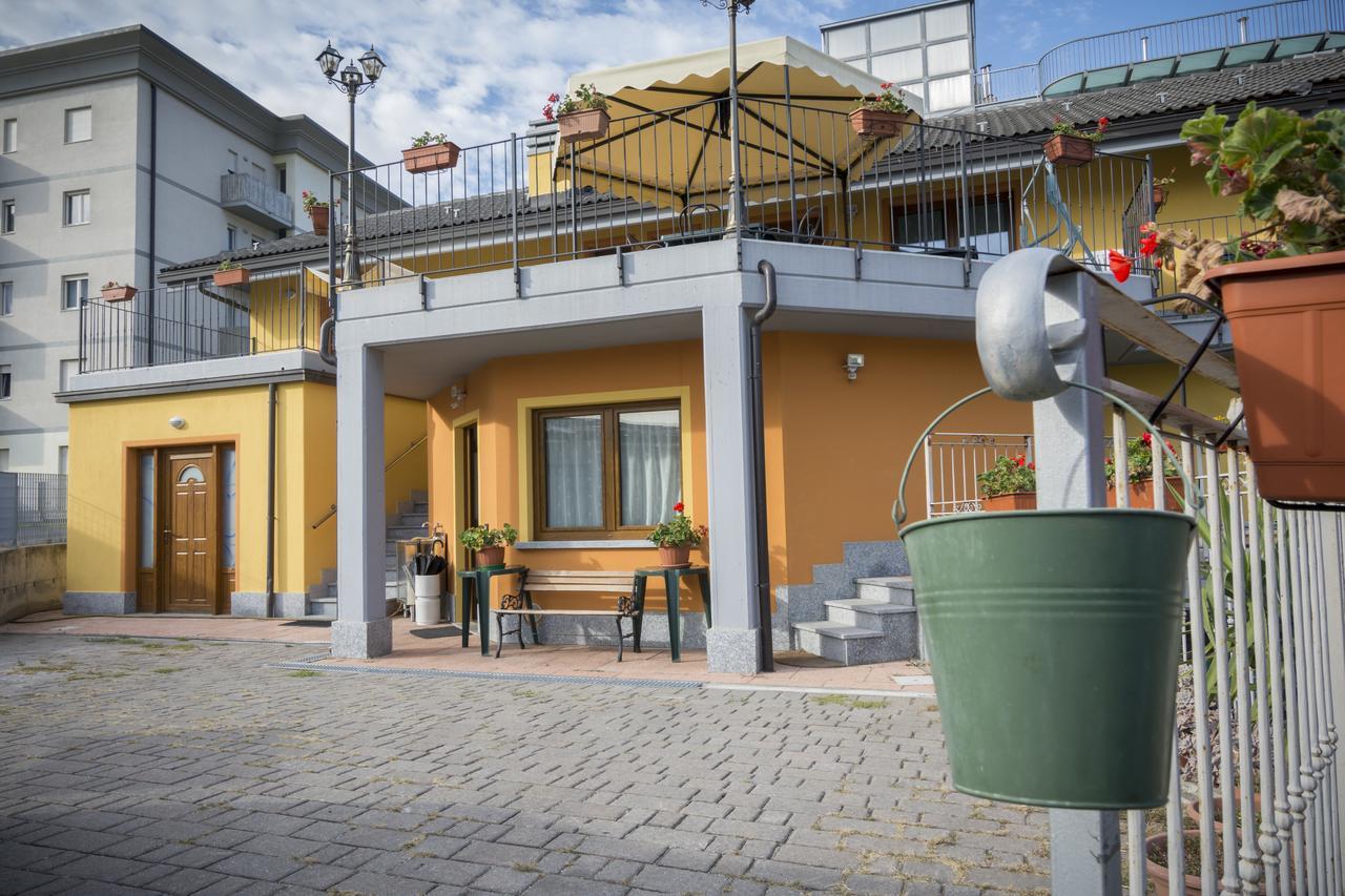 La Casa Del Grillo 1 Bed & Breakfast Aosta Exterior photo